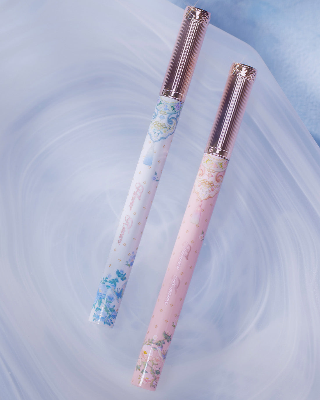 Kelebek Bulutu Likit Eyeliner